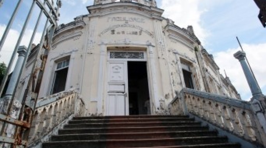Terror no sec. XIX   -  A macabra história do Palácio das Lágrimas