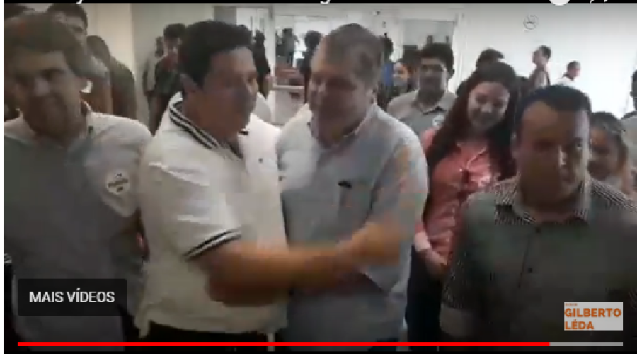 VÍDEO DO DIA: Sarney Filho aclamado em Imperatriz