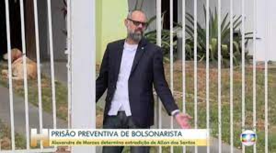 Alexandre de Moraes determina prisão preventiva e extradição de blogueiro bolsonarista