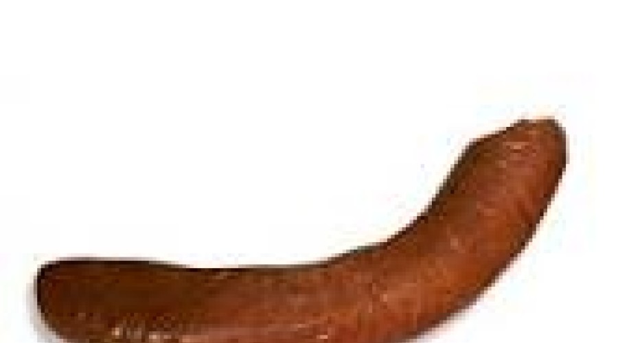 Ladrão furta linguiça calabresa em supermercado e enconde na parte de trás da cueca...Hum...hum...