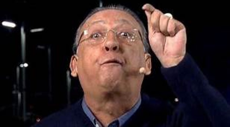 Galvão Bueno dispara contra Sampaoli após eliminação do Flamengo: 'Perdedor'