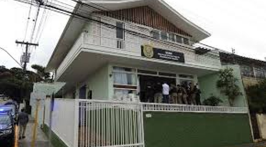 Filha acaba com herança deixada pelo pai e ceifa vida da mãe por mais dinheiro