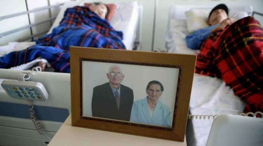 Luto: Morre idoso que emocionou o país ao pedir para ficar internado com a esposa