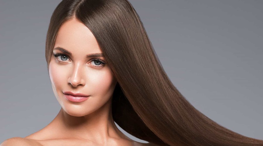 Vinagre de maçã ajuda a manter a saúde e também a beleza dos cabelos