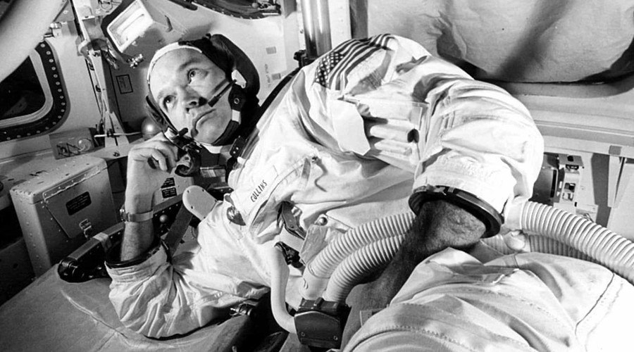 Morre Michael Collins, astronauta da Apollo 11, aos 90 anos