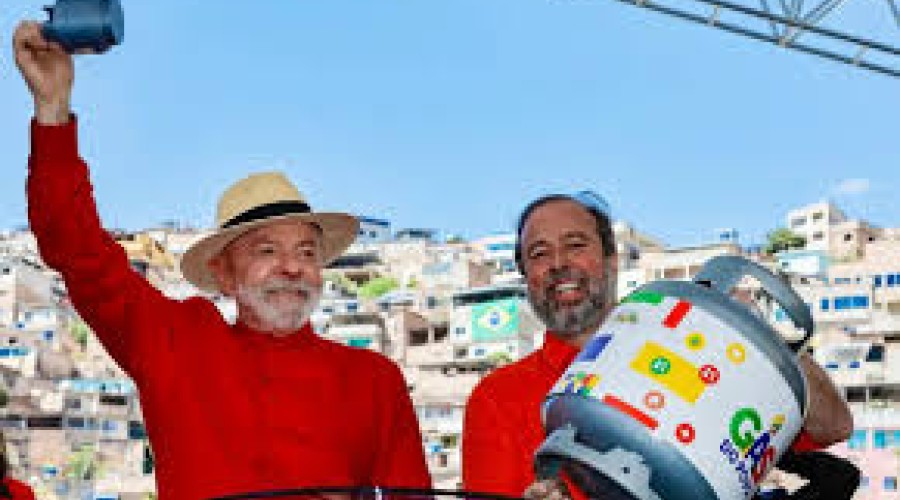 Lula: Gás do Povo botijão gratuito a 15,5 milhões de famílias - QUEM TEM DIREITO - VALOR - REGIÕES