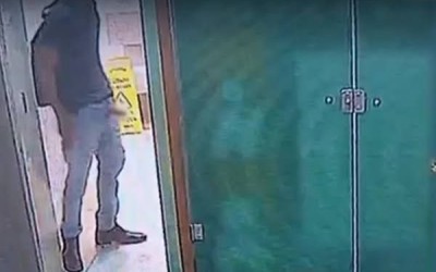 Vídeo: Homem é linchado e preso após mostrar o pênis para duas mulheres
