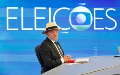 Nesta quinta-feira (1)Lula comunica à campanha que não irá ao debate da Globo