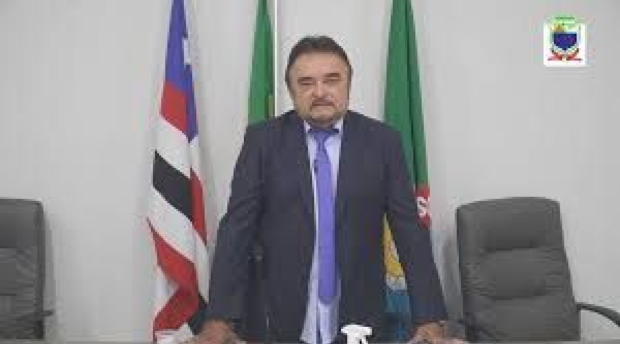 “VEREADOR VITALÍCIO E INOPERANTE: XIMENES DESPREZA FALTA DE AMBULÂNCIA E AFRONTA MORADORES EM CAXIAS”