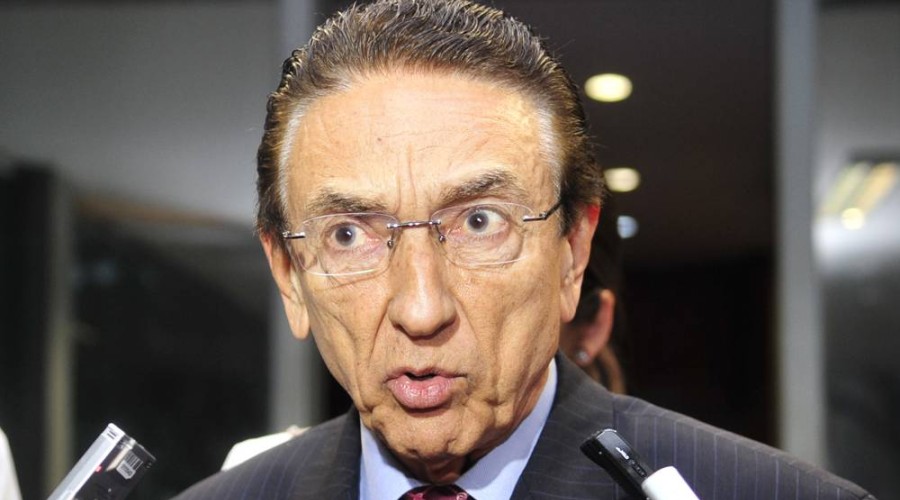 CRISE! Aliados de Roseana admitem não votar em Lobão
