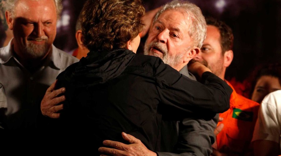 Lula pode ser candidato e eleito mesmo se estiver preso? Entenda