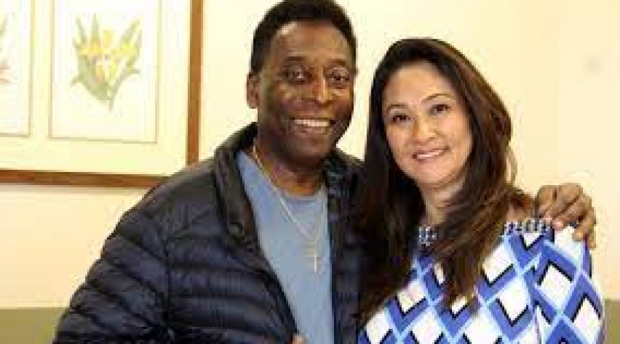 Pelé deixa 30% dos bens para viúva e cita suposta filha em testamento