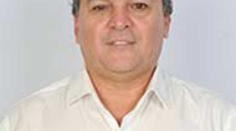 Prefeito que mandou embora quase 30 servidores após perder eleição pagará multa e ficará inelegível por 8 anos