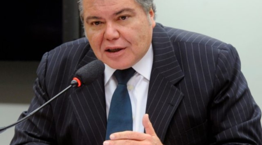 Sarney Filho defende pensão para filhos dos doentes de hanseníase