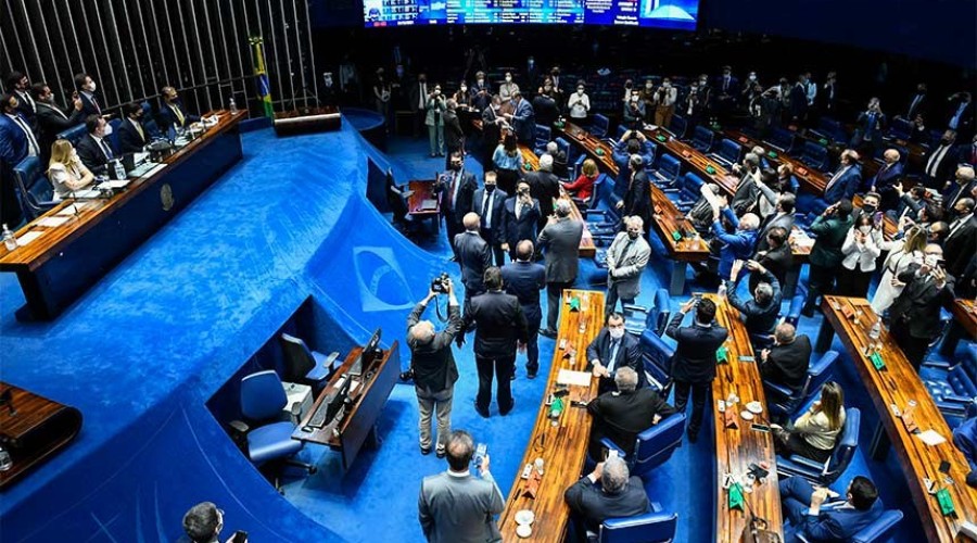 Esforço concentrado: Senado votou autoridades, precatórios e Auxílio Brasil