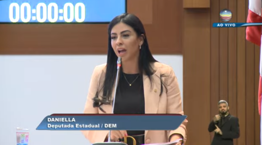 Assista o Vídeo: “Eu vou te destruir e vou acabar com você!”, são as ameaças feitas por Tema à ex-esposa deputada Daniella