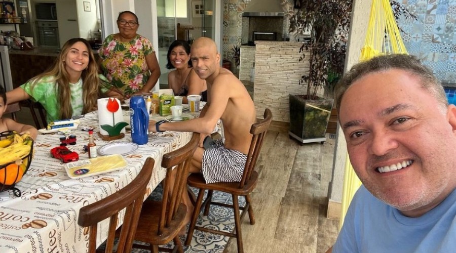 Interesse de Roberto Rocha por reeleição ao Senado destrói previsão de auxiliar de Flávio Dino