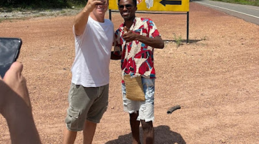 Asista aos Vídeos: Entenda tudo sobre a visita de Luciano Huck ao Quilombo Rampa em Vargem Grande