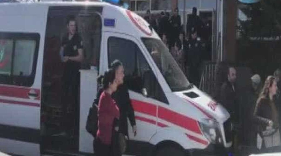 Tiroteio em universidade turca faz quatro mortos